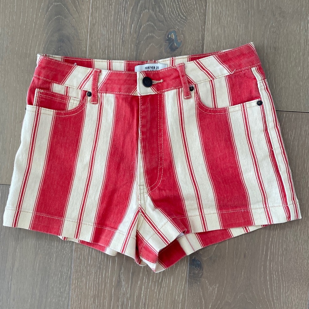 3/$20 Forever 21 Highwaisted Shorts Size 26